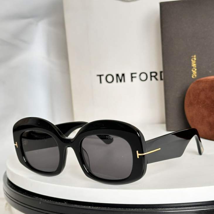 Picture of Tom Ford Sunglasses _SKUfw75841957fw